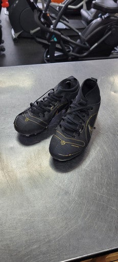 Used Nike Soccer Cleats Black Junior 03 11497-S000154140