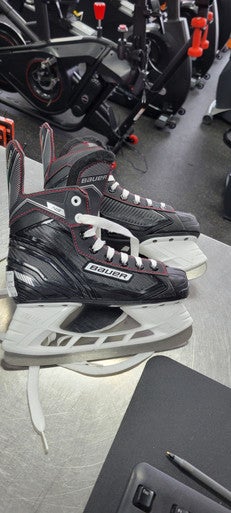 Used CCM JETSPEED 250 Youth Hockey Skate Youth 13.0 11497-C000154137
