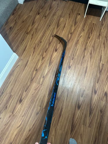 Senior Bauer Pulse Right Handed Hockey Stick P92M 95 Flex Pro Stock (New) (ADV Build)