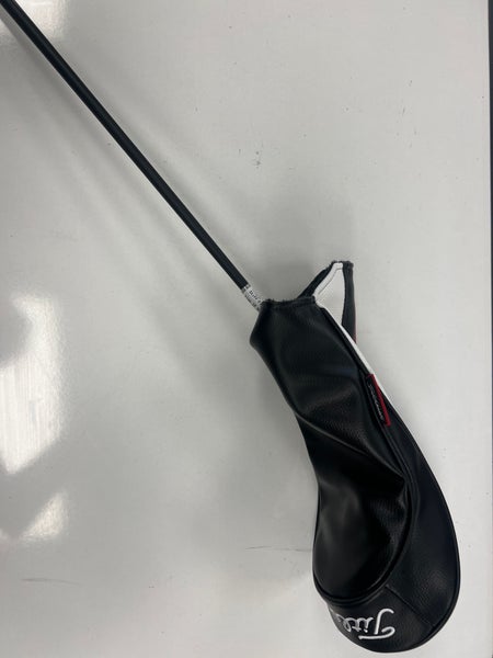 Men's Titleist GT2 Right Handed Driver Stiff Graphite Flex 10 Loft (New)