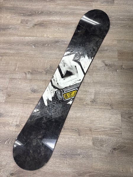 Burton Bullet Snowboard Without Bindings 154 cm (Used)