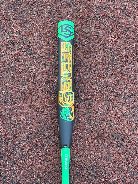 Louisville Slugger Genesis Koi 26oz Slowpitch Softball Bat