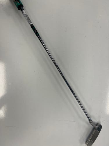 Odyssey Toulon Blade Right Handed Putter 35" (Used)