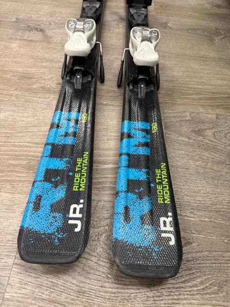 Volkl RTM Jr 130 cm Skis With Marker 7.0 Bindings (Used