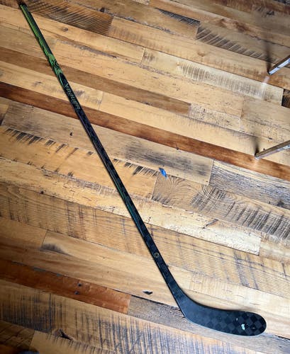 Intermediate Bauer Proto-R Left Hand Hockey Stick P28 55 Flex (Used)