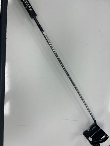 Silver TaylorMade Spider Mallet Right Handed Putter 35" (Used)
