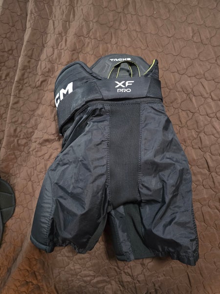 Youth Large CCM Tacks XF Pro Hockey Pants (Used)