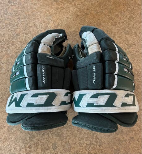 CCM Tacks 4 Roll Pro Gloves 14" (Used)