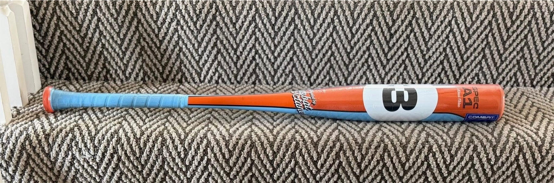2026 Combat MFG Spec A1 Alloy BBCOR Certified Bat (-3) 30 oz 33" (New)