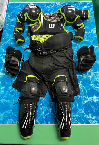 Youth Large Winnwell Starter Kit (Used)