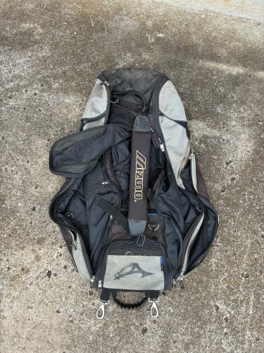 Mizuno Rolling Bat Bag(Used)