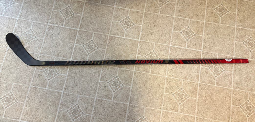 Senior Warrior Novium 2 Pro Right Handed Hockey Stick W28 85 Flex (New)