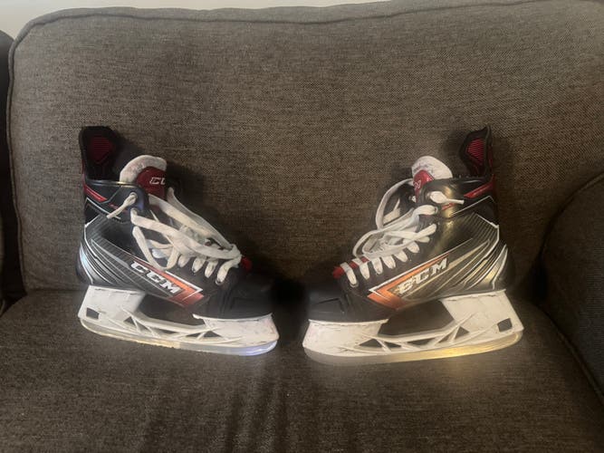 8.5 CCM JetSpeed Shocks R