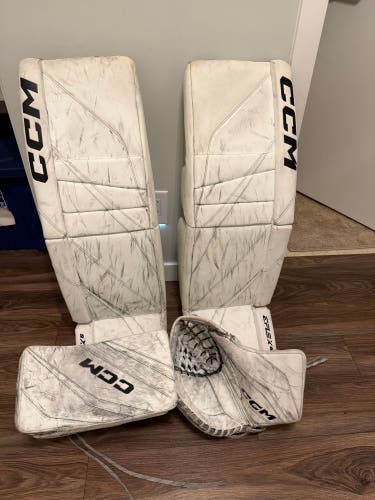 35" CCM EFlex 6 Full Right Goalie Full Set (Used)