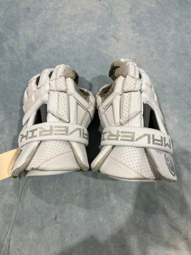 White Maverik M6 Lacrosse Gloves 10" (Used)