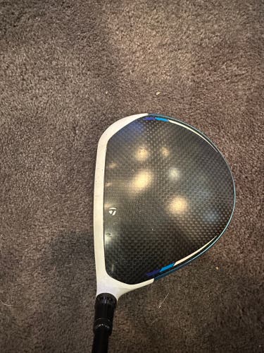 Men's TaylorMade SIM2 Max Right Handed Driver Stiff Flex 10.5 Loft (Used)
