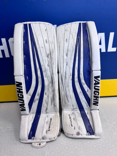 White 32" Senior Vaughn Ventus SLR Pro Goalie Leg Pads (Used)