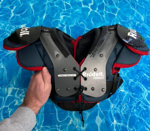 Small Youth Riddell Pursuit Shoulder Pads (Used)
