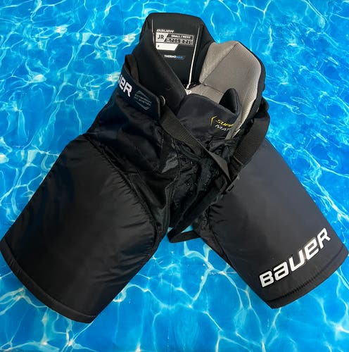 Junior Small Bauer Supreme Matrix Hockey Pants (Used)