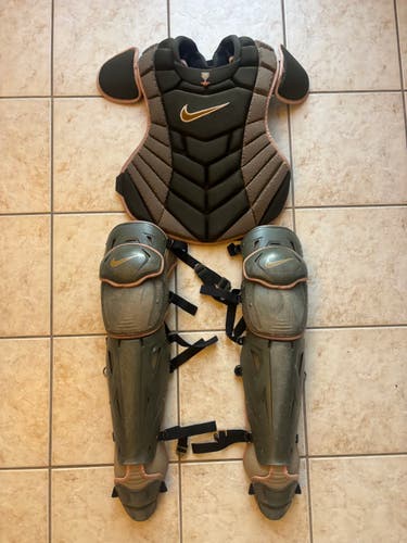 Nike Diamond Elite Catcher's Set (Used)