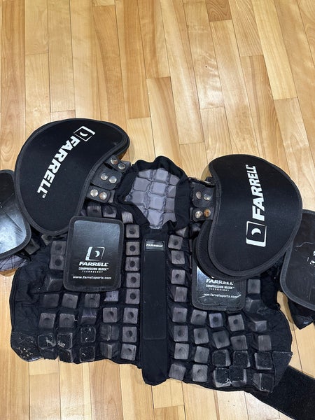 Men's Medium/Large Senior Farrell Shoulder Pads Pro Stock (Used)