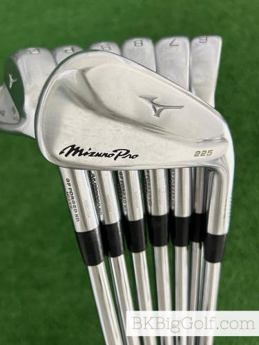 Mizuno Pro 225 / 223 Forged Combo Iron Set 5-G / NS Pro Modus Tour 105 Regular