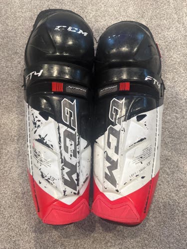 Intermediate CCM JetSpeed FT4 13" Shin Pads (Used)