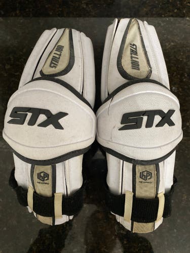 Large Adult STX Stallion 500 Arm Pads (Used)