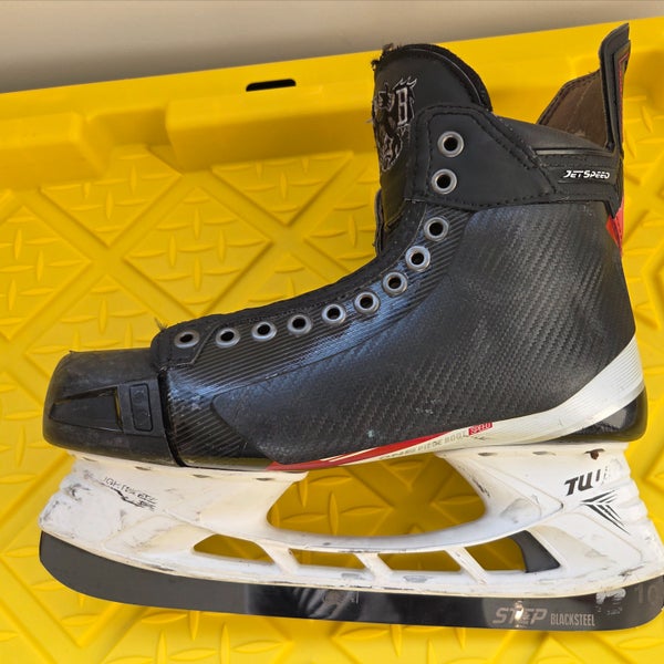 Like new Brent Burns CCM FT4 Pro skates. size 10 with 288 Tuuk holders