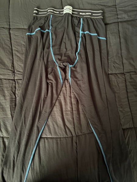 Black XL Men's Bauer hockey Compression (Used)