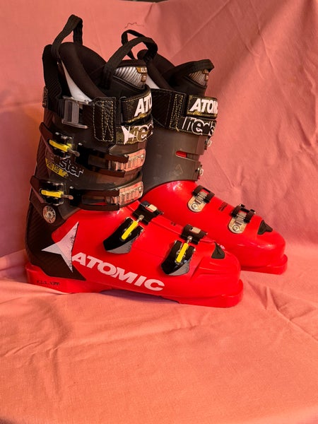 Mondo 29 & 29.5 Unisex Atomic Redster Pro Racing Ski Boots Stiff Flex (Used)