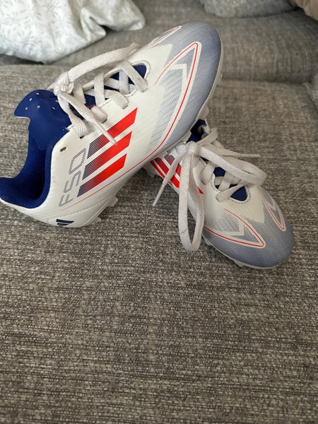White Unisex 12K (Little Kids) Adidas F50 adizero Cleats (Used)