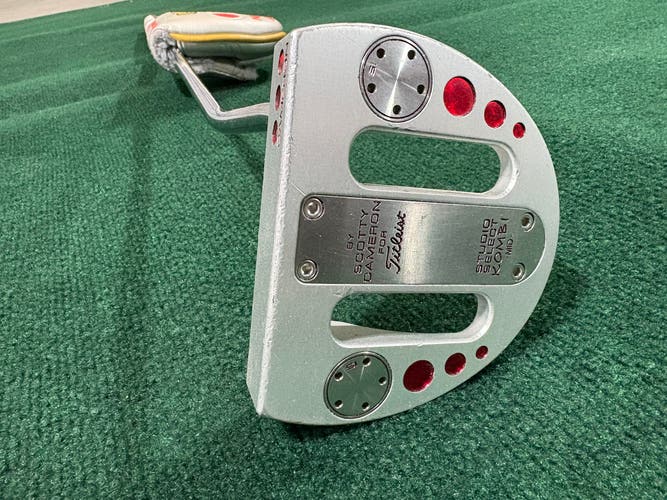 Titleist Scotty Cameron Right Handed Putter 37" (Used)