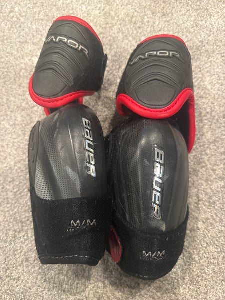Junior Medium Bauer Vapor 1X Lite Elbow Pads (Used)