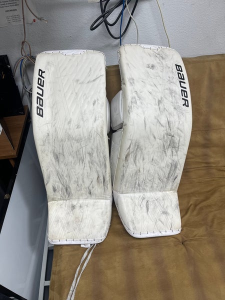 Medium 2022 Bauer Supreme Ultrasonic Goalie Leg Pads (Used)