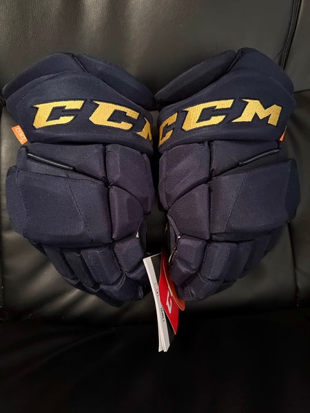 CCM HGPJSPP St Louis Blues Pro Stock Hockey Gloves Size 13