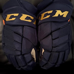 CCM HGPJS St Louis Blues Pro Stock Hockey Gloves Size 15