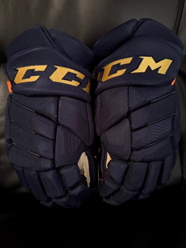 CCM HGPJS St Louis Blues Pro Stock Hockey Gloves Size 15
