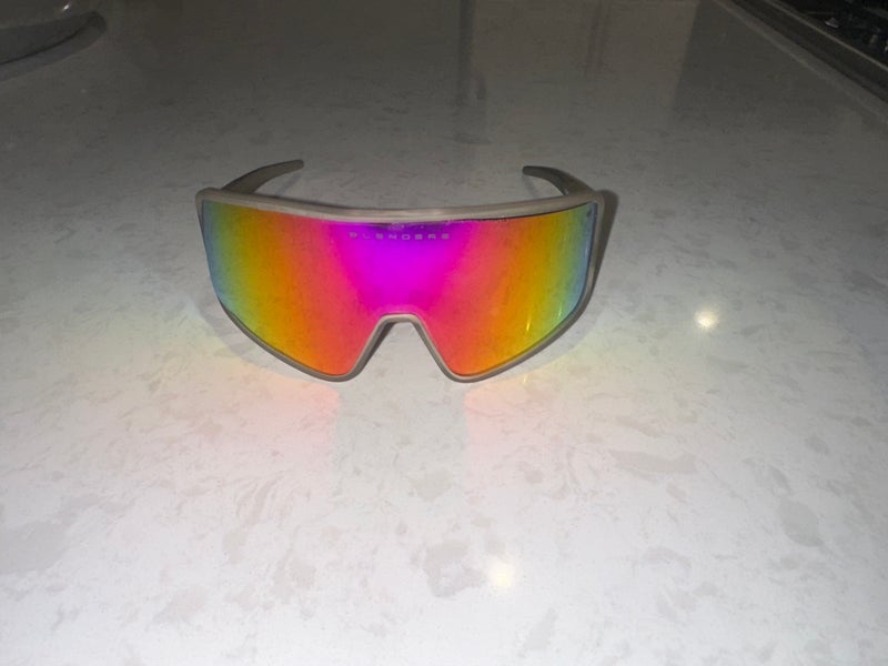 Blenders Baseball Eclipse Polarized sunglasses (new) (Saturn cloud color)