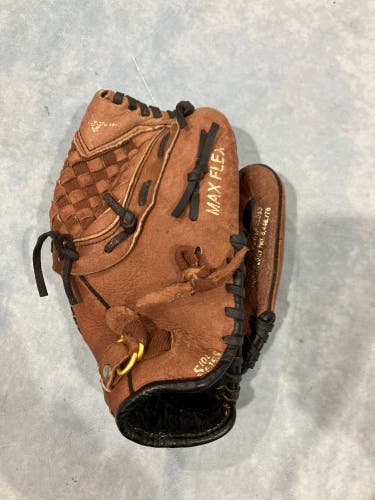 Brown Mizuno Prospect RH Baseball Glove 10.5" (Used)
