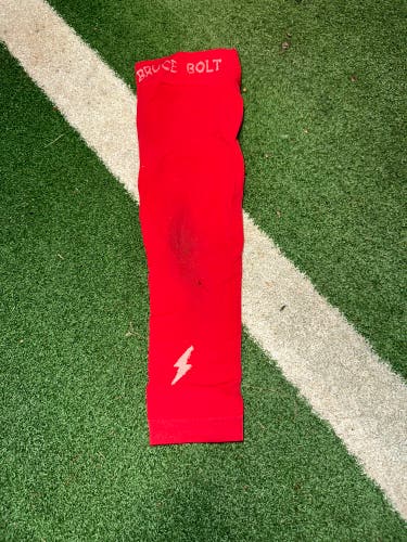 Bruce Bolt Premium Batters Arm sleeve (used) (red)