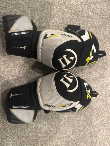 Junior Medium Warrior Alpha LX Pro Elbow Pads (Used)