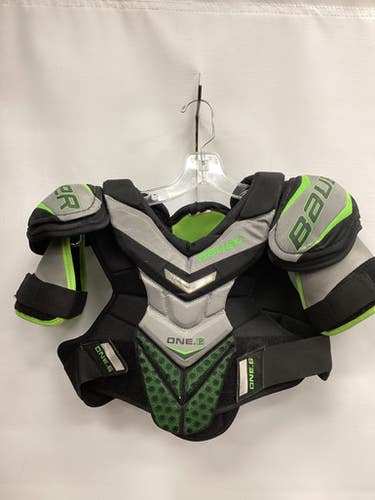 Used Bauer SUPREME ONE.6 Junior Shoulder Pads LG 11851-S000040970