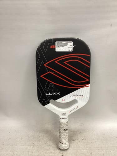 Used Selkirk LUXX Pickleball Racquet White And Black 11851-S000040966