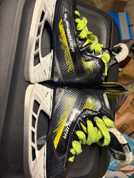 Bauer Vapor 4 Hockey Skates Regular Width 13 (Used)