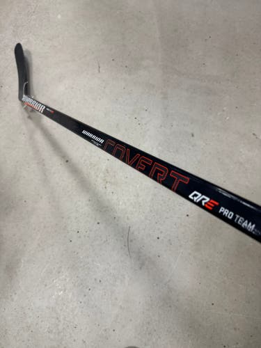 Warrior QRE Pro Team Hockey Stick | Size Intermediate W88 Flex 55"