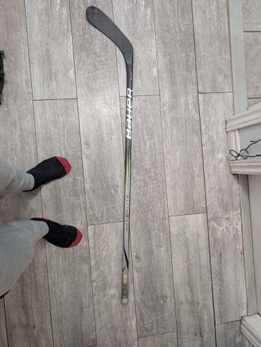 Bauer Vapor Hyperlite 2 Left Hand Hockey Stick P28 55 Flex (Used)