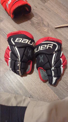 CCM AS1 Gloves 14" (Used)