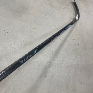 Junior Bauer Proto-R Hockey Stick Right Handed P92 50 Flex (Used)