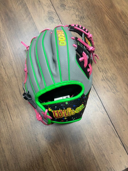 2025 Wilson A2000 RH Infield Baseball Glove 11.5" (New)